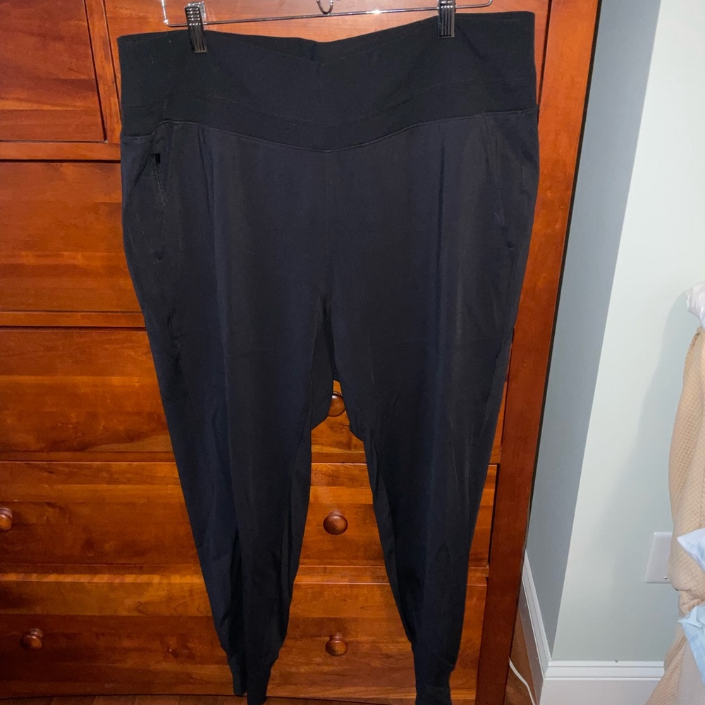 Athleta Black Venice Joggers 1X